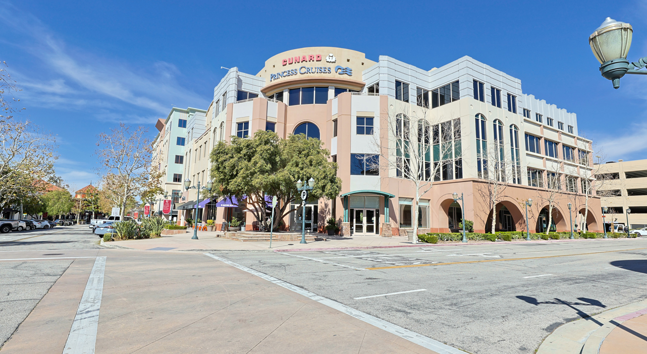 Valencia Town Center - Image 4